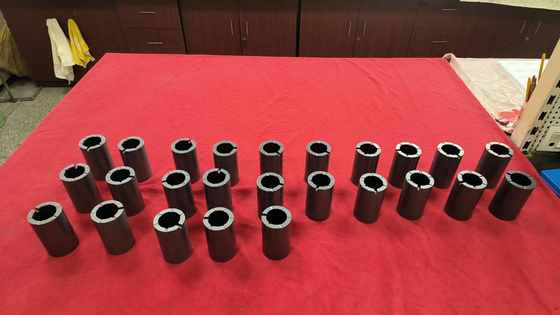 Kích thước tùy chỉnh Xích lăn trượt Silicon Carbide với nhiệt độ tối đa 1650 °C và khả năng chống ăn mòn cho môi trường khắc nghiệt